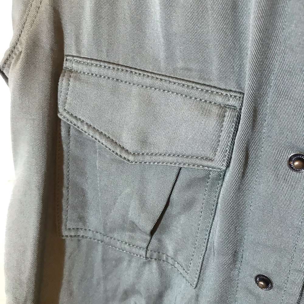 Army Green jacket - Picture 4 of 4